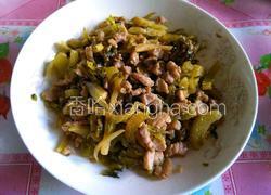 酸菜炒肉丁