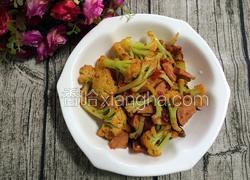 香肠炒菜花