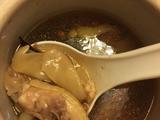 花胶圆肉杞子炖鸡腿