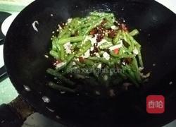 干煸豆角的做法图解8