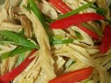 香芹炒腐竹的做法[图]
