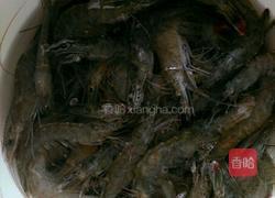 椒盐虾的做法图解1