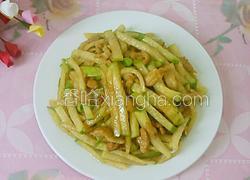 白萝卜条炒肉丝