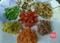 虾仁什锦炒饭的做法图解1