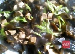 冻豆腐鸡肉炒海带的做法图解5