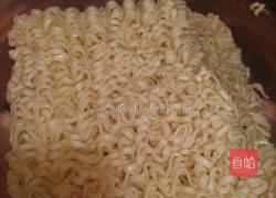 炒素面的做法图解1