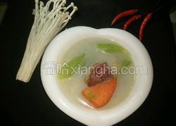 青笋胡萝卜炖腊鸭腿
