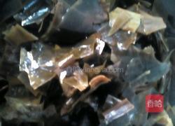 冻豆腐鸡肉炒海带的做法图解2