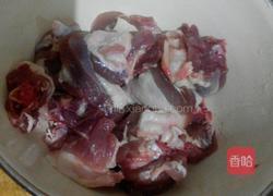 恰玛古烧鸭腿的做法图解1