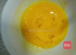 虾仁香肠鸡蛋羹的做法图解3