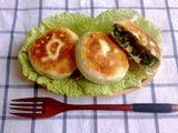 荠菜鸡蛋发面饼
