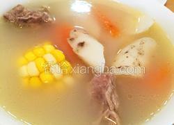 玉米红萝卜淮山排骨汤