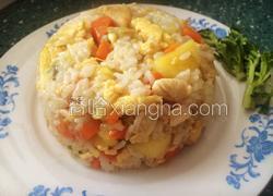 泰式菠萝鸡肉饭