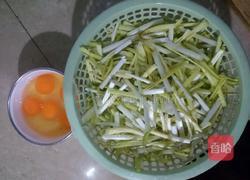 韭黄炒蛋的做法图解1
