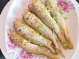 香煎小黄鱼