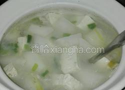 砂锅鲫鱼汤