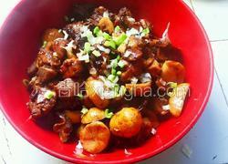 板栗干菇炒鸡腿