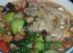 香菇大肉哨子面