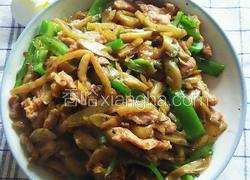 肉丝炒榨菜
