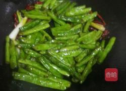 干煸四季豆的做法图解7