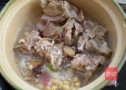 砂锅骨头汤炖黄豆芽的做法图解7
