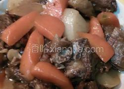 萝卜焖羊脖子