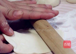 牛肉洋葱胡萝卜馅饼的做法图解5