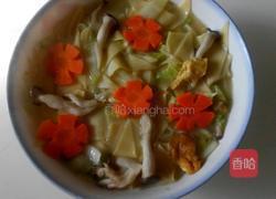 菌菇鲜蔬玉米面片的做法图解10
