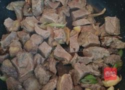 土豆炖牛肉的做法图解4