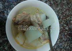 萝卜炖鸡汤
