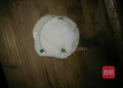 饺子皮葱香饼的做法图解7
