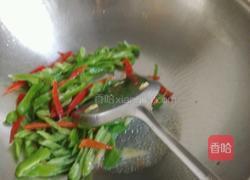 青椒炒鸡蛋的做法图解8