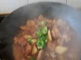 土豆炒鸡块
