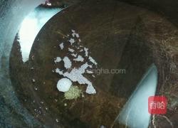 炸丸子的做法图解3