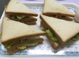 鸡蛋草莓三明治的做法[图]
