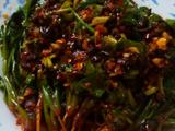 凉拌老干妈豆鼓菠菜