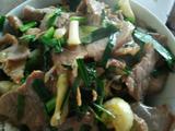 青蒜炒肉片