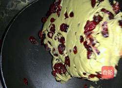 抹茶蔓越莓牛轧糖的做法图解4