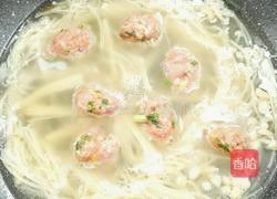 银针菇上海青肉丸汤的做法图解2