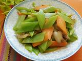 莴苣胡萝卜片炒肉