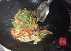 青椒炒鱿鱼的做法图解4