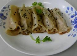 自制白菜猪肉锅贴