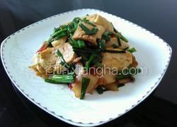 大蒜白干炒肉片