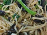 老干妈橄榄菜拌面