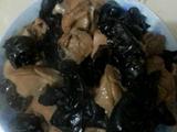 鸭腿烧黑木耳