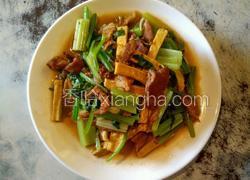 芹菜豆干炒肉