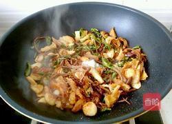 茶树菇炒杂太的做法图解10