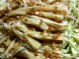 蒜蓉金针菇和西葫芦