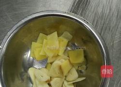 韭菜炒河虾的做法图解2