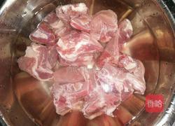 排骨炖豆角的做法图解2